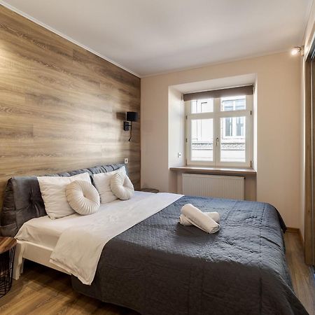 Tut Staroevreyska С Apartment Лвив Екстериор снимка