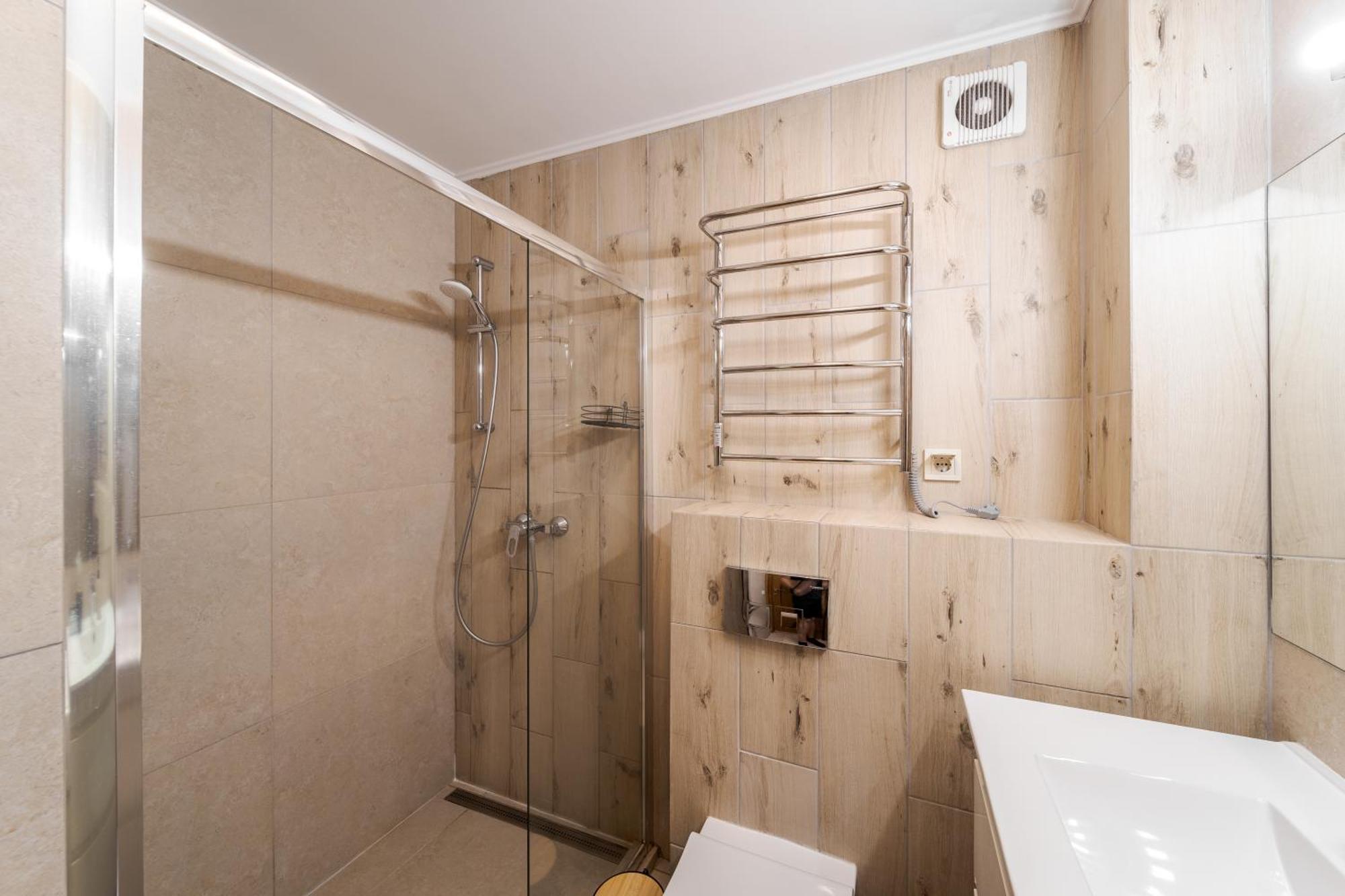 Tut Staroevreyska С Apartment Лвив Екстериор снимка